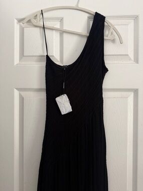 JLUXLABEL One-Shoulder Black Asymmetric Knit Dress
